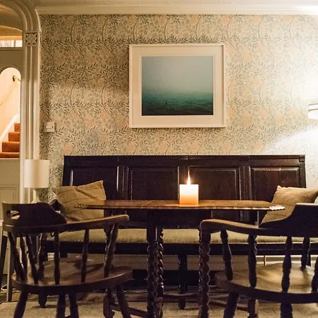 カントリーハウス Brownber Hall *