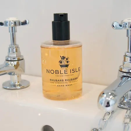 Brownber Hall カントリーハウス